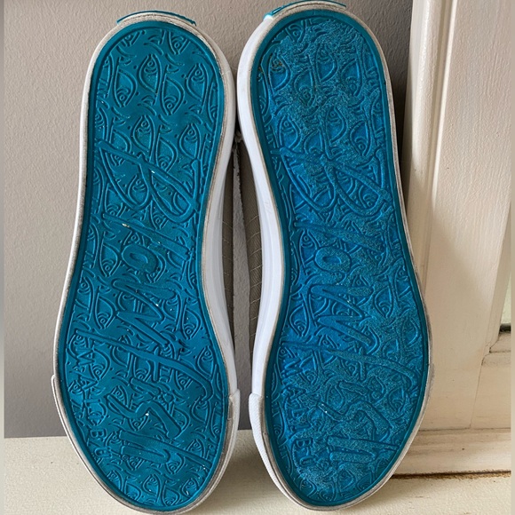 Women’s Blowfish Malibu Canvas Slip On Shoes - Picture 7 of 7